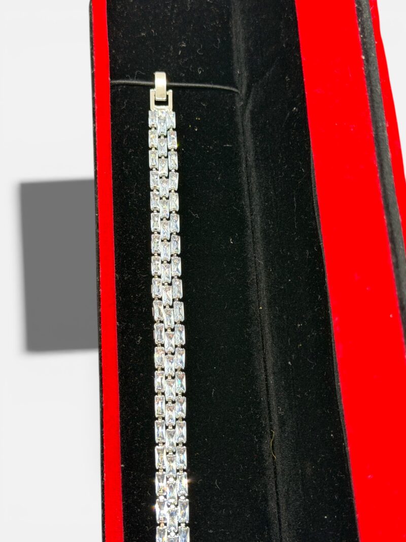 Sparkles - Image 3